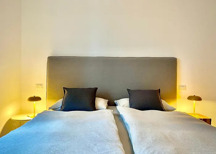 Milano Modern Home M4 Tolstoj Self-Check-In
