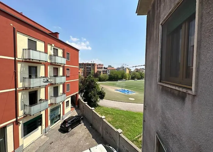 Art&Design Close To Bocconi University
